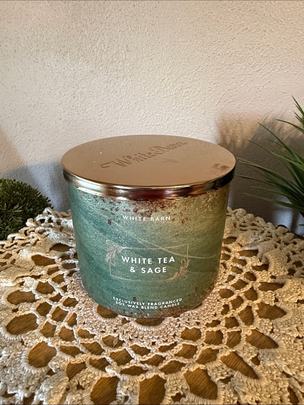 White Barn Green White Tea & Sage Decorative Jar Candle with Metallic Lid